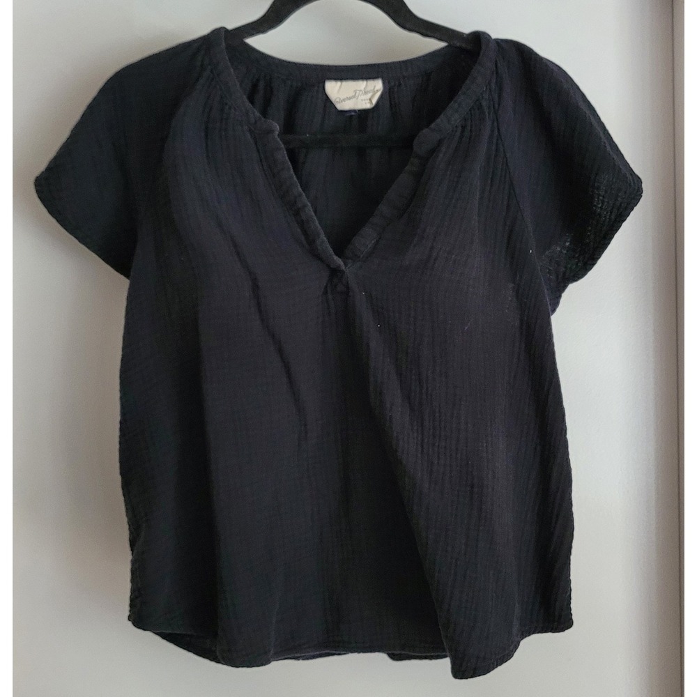 Universal Thread Black Gauze V-Neck Short Sleeve Blouse